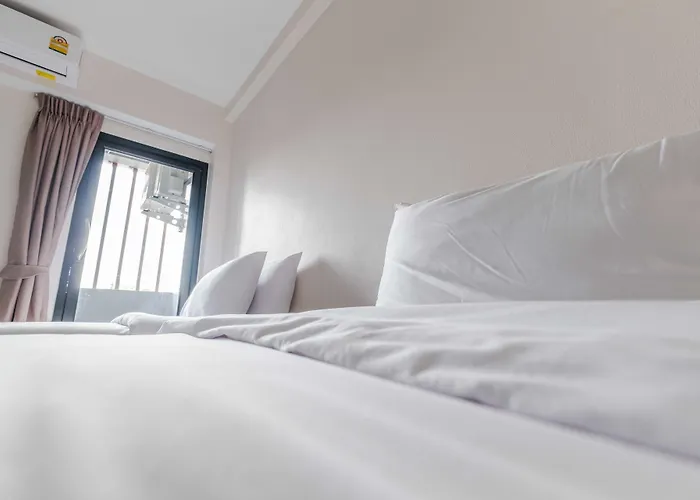 Don Muang Hotel Отель Бангкок