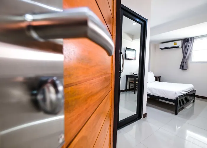 Don Muang 3*