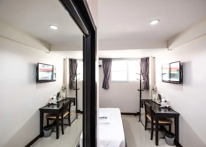 Hotel Don Muang 3*